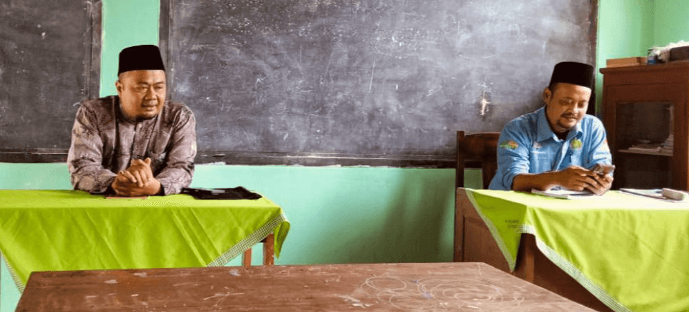 Teguhkan Akidah Aswaja: Guru MI Islamiyah Bangsa Rutin Gelar Kajian Kitab Jawahirul Kalamiyah