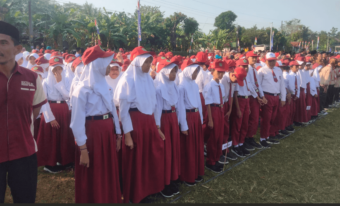 Semangat Merah Putih: MI Islamiyah Bangsa Tunjukkan Komitmen WIBAWA dalam Upacara HUT RI ke-80 Bersama Pemdes Bangsa