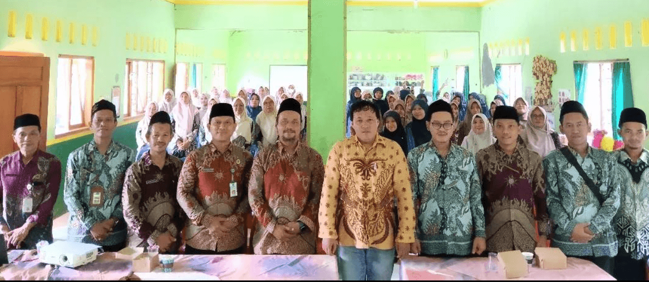 KKG MI Kebasen Hadirkan Dosen UIN GusDur Pekalongan: Wujudkan Cinta dalam Ruh Pendidikan melalui Kurikulum Merdeka