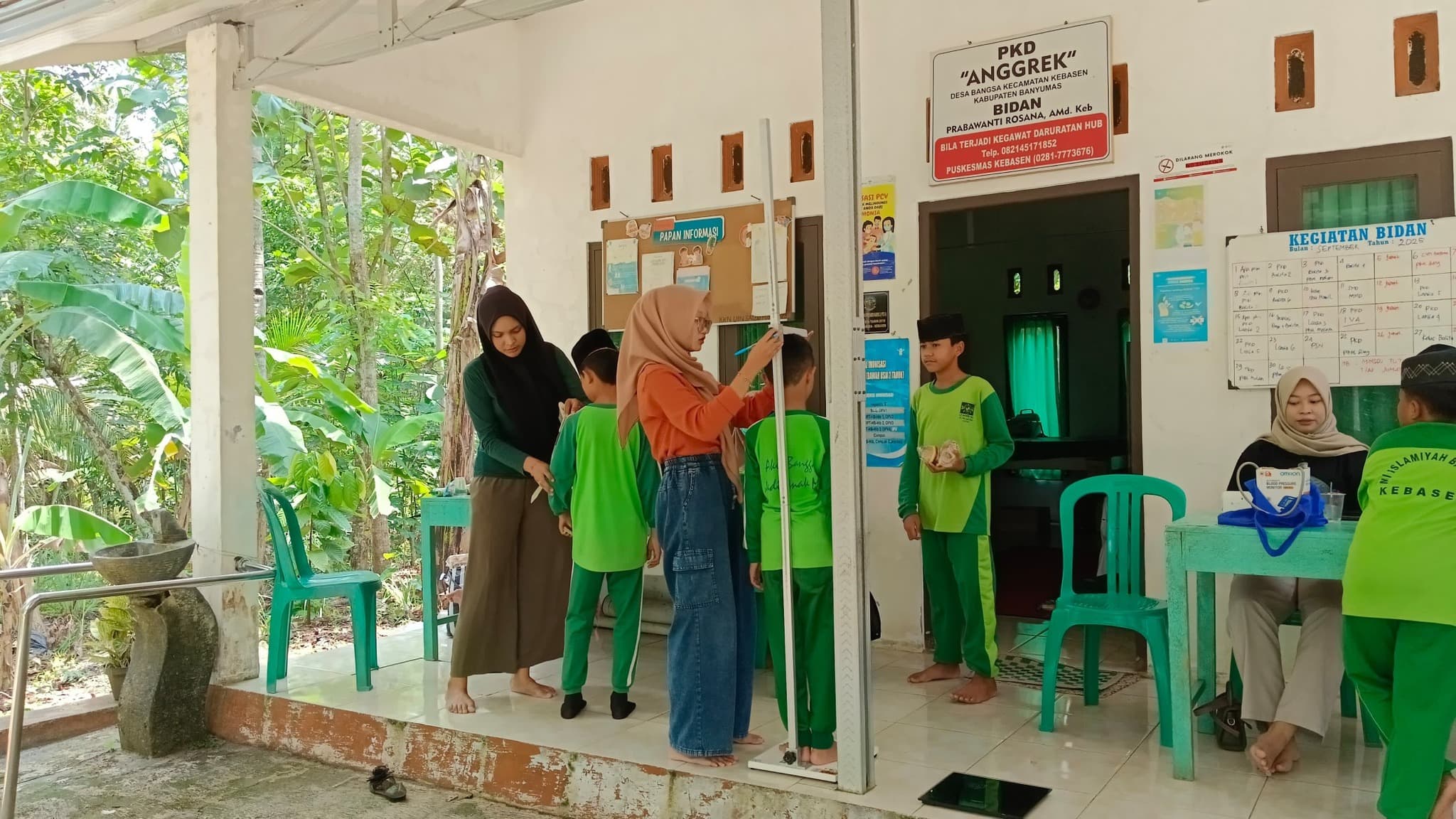 POSYANDU REMAJA (Edisi II): Siswa Kelas VI MI Islamiyah Bangsa Fokus Edukasi Pola Hidup Bersih