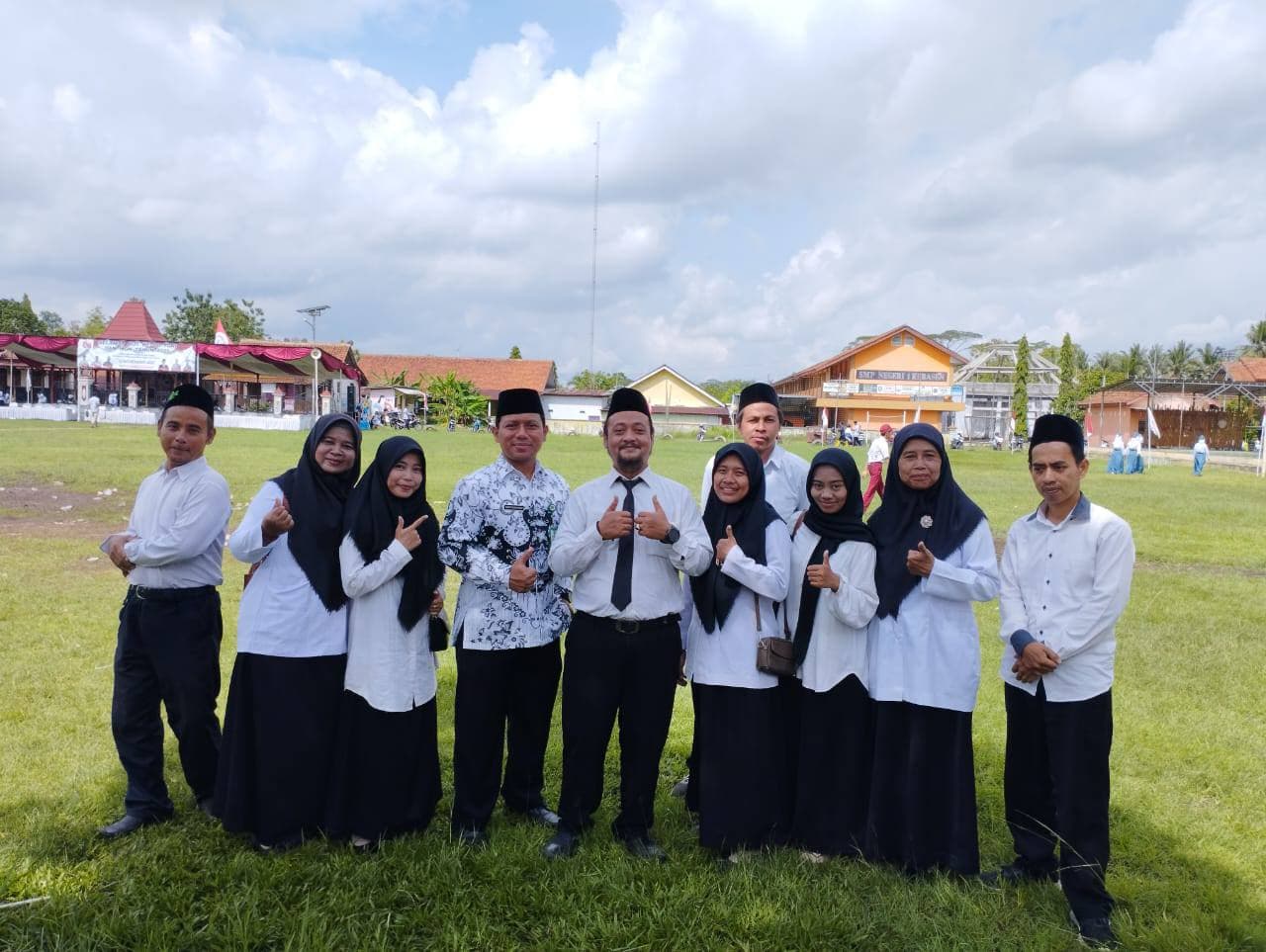 Guru Hebat, Peradaban Kuat: Keluarga Besar MI Islamiyah Bangsa Teguhkan Filosofi Ki Hajar Dewantara di HGN 2025