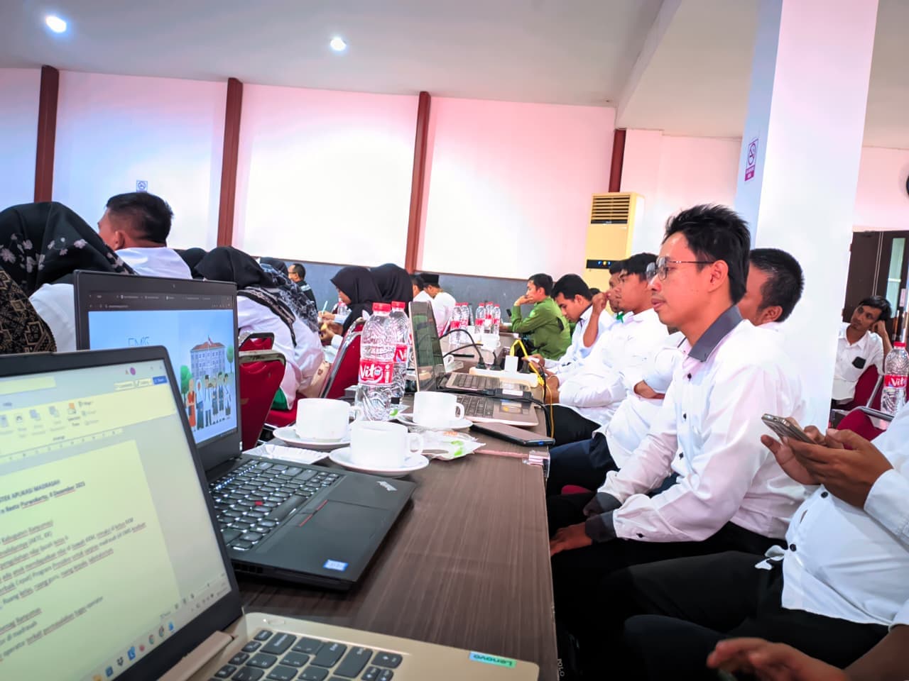 Demi Mutu Digital: Operator MI Islamiyah Bangsa Ikuti Bimtek Aplikasi Madrasah KKM-MI Banyumas