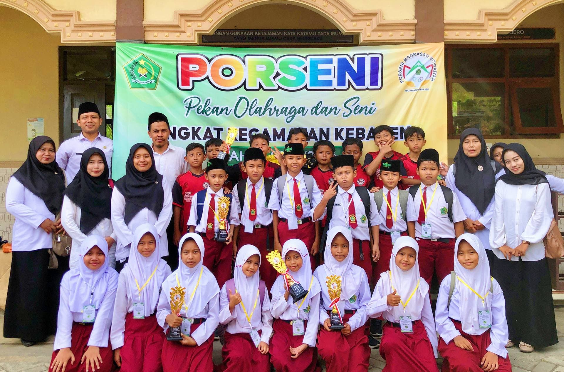 KONTINGEN MI ISLAMIYAH BANGSA BORONG PRESTASI DI PORSENI MADRASAH KEBASEN 2026